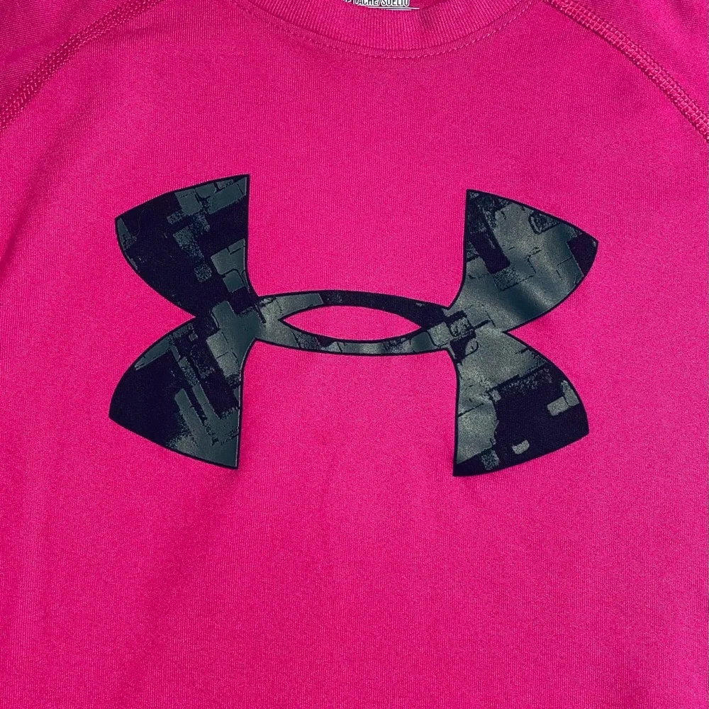 📌Under Armour • Shirt